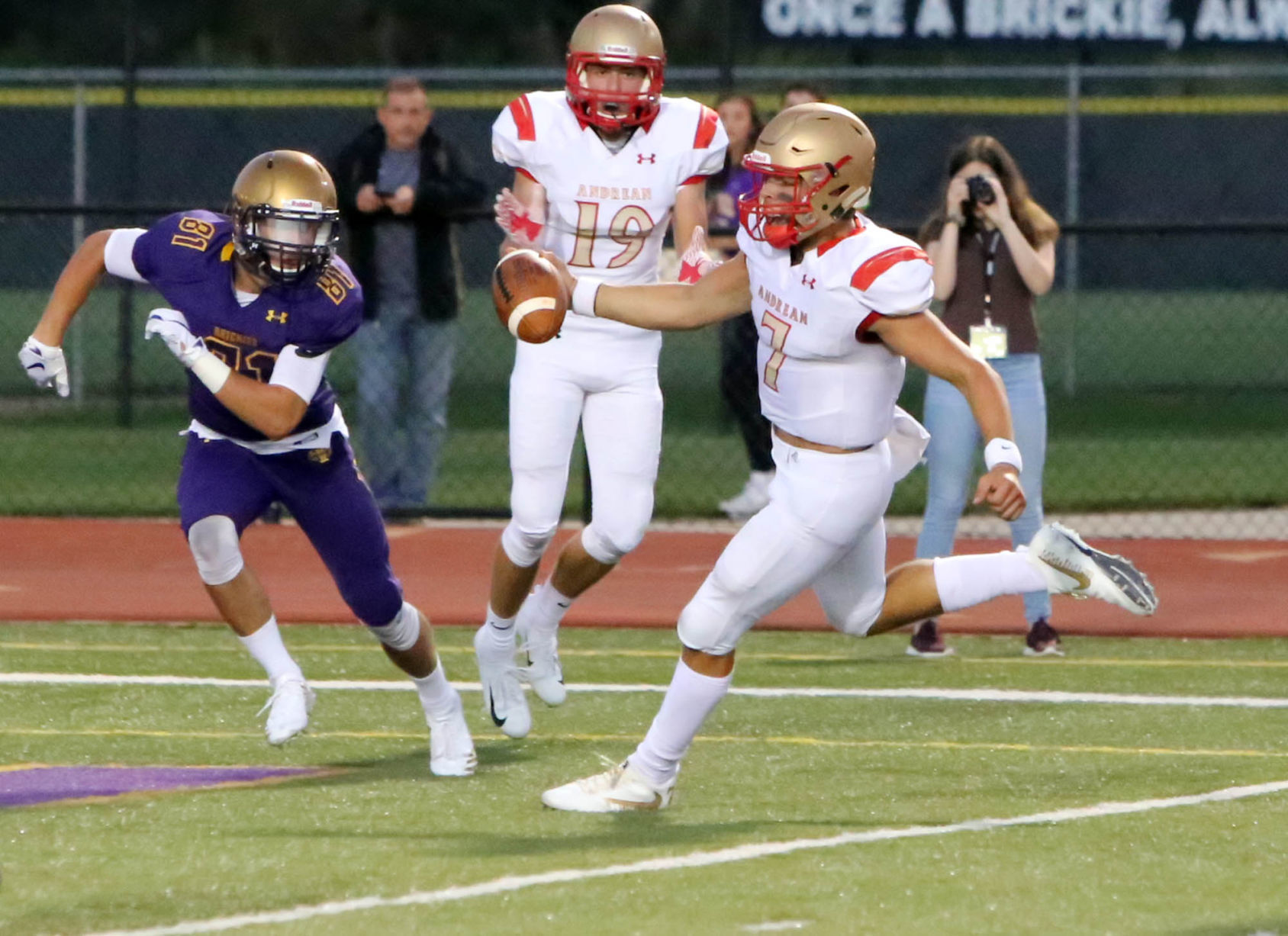 Zack Merril, Andrean, football